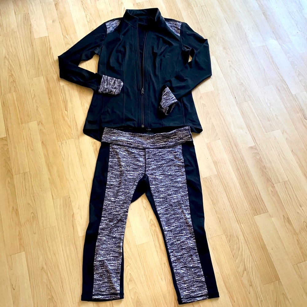 CAbi Black and Gray Women's Top